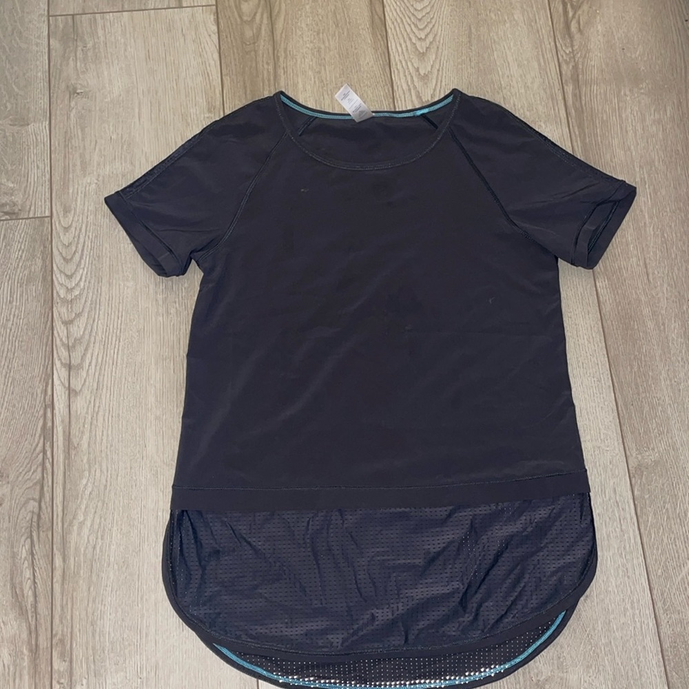 Kids Lululemon sports top